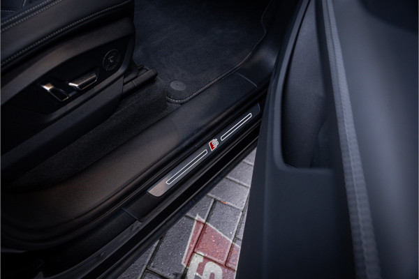 Audi Q7 60 TFSI e quattro Pro Line S Competition - Panorama | RS Seats | Luchtvering | B&O | Stoelkoeling & Massage | Elek Trekhaak