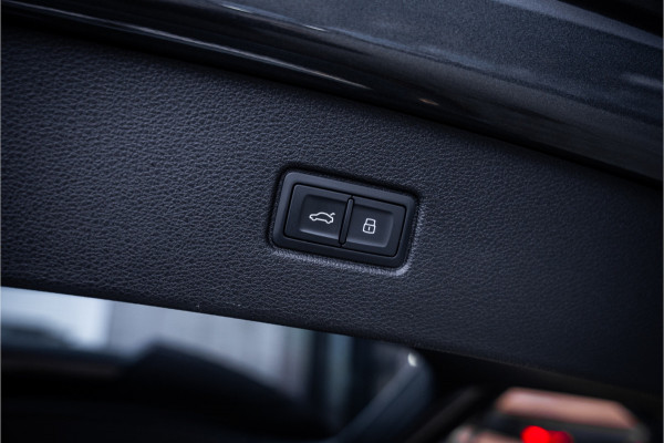 Audi Q7 60 TFSI e quattro Pro Line S Competition - Panorama | RS Seats | Luchtvering | B&O | Stoelkoeling & Massage | Elek Trekhaak