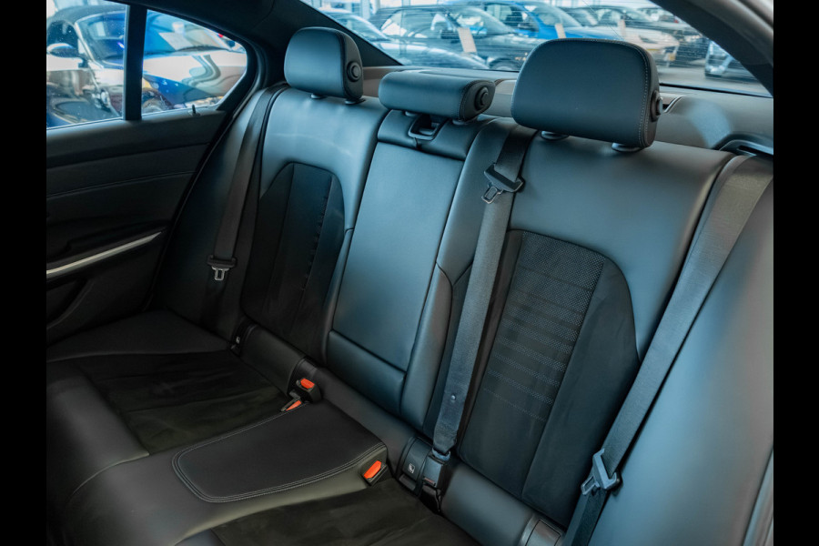 BMW 3-serie 320i M-Sport - Camera - Hifi - 19 inch - Live Cockpit Prof