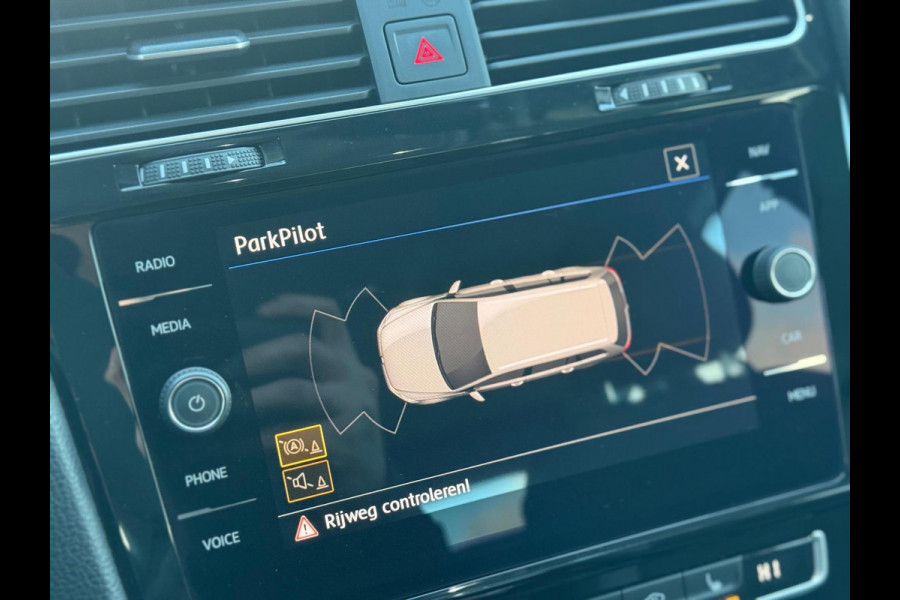 Volkswagen Golf 2.0 TDI Highline | Airco | Cruise | DSG