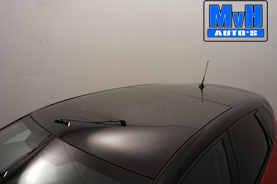 Renault Captur 1.3 TCe Intense|150PK|PANO|CAMERA|LED|TREKH