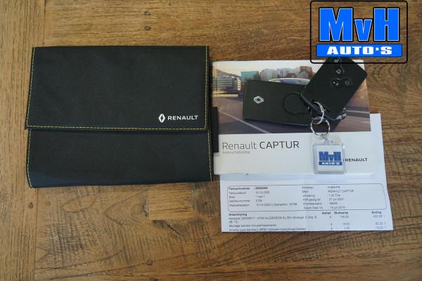 Renault Captur 1.3 TCe Intense|150PK|PANO|CAMERA|LED|TREKH