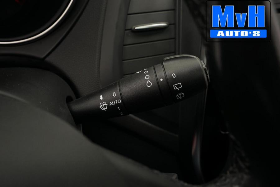 Renault Captur 1.3 TCe Intense|150PK|PANO|CAMERA|LED|TREKH