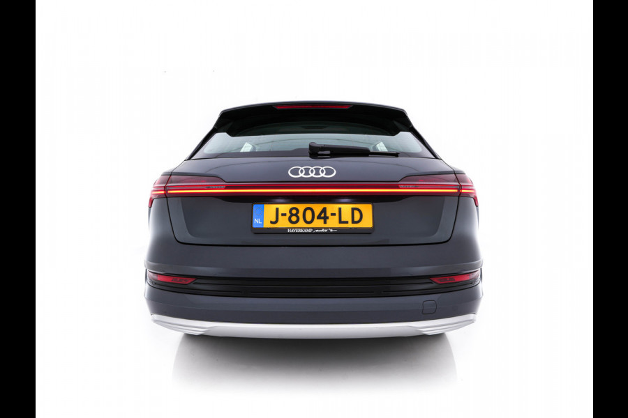 Audi e-tron 50 Quattro Launch edition 71 kWh (⚠️) [ 3-Fase ] {SOH-100%} (INCL-BTW) Aut. *FULL-LED | DIGI-COCKPIT | NAVI-FULLMAP | HEATED-COMFORTSEATS | KEYLESS | AUDI-SOUND | SHIFT-PADDLES | ECC | PDC | CRUISE | 20''ALU*