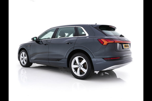 Audi e-tron 50 Quattro Launch edition 71 kWh (⚠️) [ 3-Fase ] {SOH-100%} (INCL-BTW) Aut. *FULL-LED | DIGI-COCKPIT | NAVI-FULLMAP | HEATED-COMFORTSEATS | KEYLESS | AUDI-SOUND | SHIFT-PADDLES | ECC | PDC | CRUISE | 20''ALU*