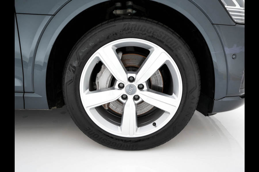 Audi e-tron 50 Quattro Launch edition 71 kWh (⚠️) [ 3-Fase ] {SOH-100%} (INCL-BTW) Aut. *FULL-LED | DIGI-COCKPIT | NAVI-FULLMAP | HEATED-COMFORTSEATS | KEYLESS | AUDI-SOUND | SHIFT-PADDLES | ECC | PDC | CRUISE | 20''ALU*