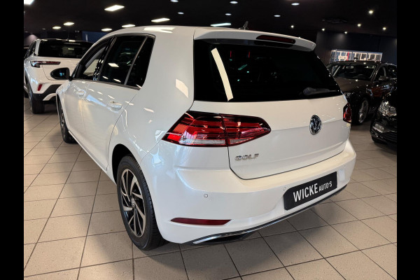 Volkswagen Golf 1.0 TSI Comfortline 85 KW 6 bak Navigatie Cruise control