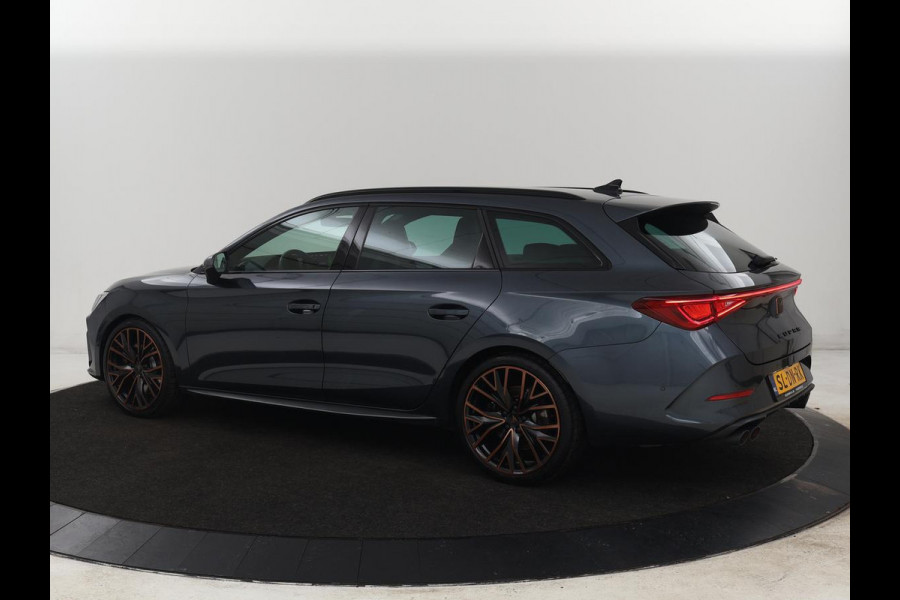 CUPRA Leon 2.0 TSI Cup 4-DRIVE | 310pk | Trekhaak | Stoel & stuurverwarming | Carplay | Leder | Adaptive cruise | 19'' | CUP Sportstoelen | Navigatie | Full LED | Beats Pack | Keyless | Sfeerverlichting
