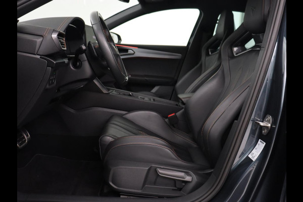 CUPRA Leon 2.0 TSI Cup 4-DRIVE | 310pk | Trekhaak | Stoel & stuurverwarming | Carplay | Leder | Adaptive cruise | 19'' | CUP Sportstoelen | Navigatie | Full LED | Beats Pack | Keyless | Sfeerverlichting