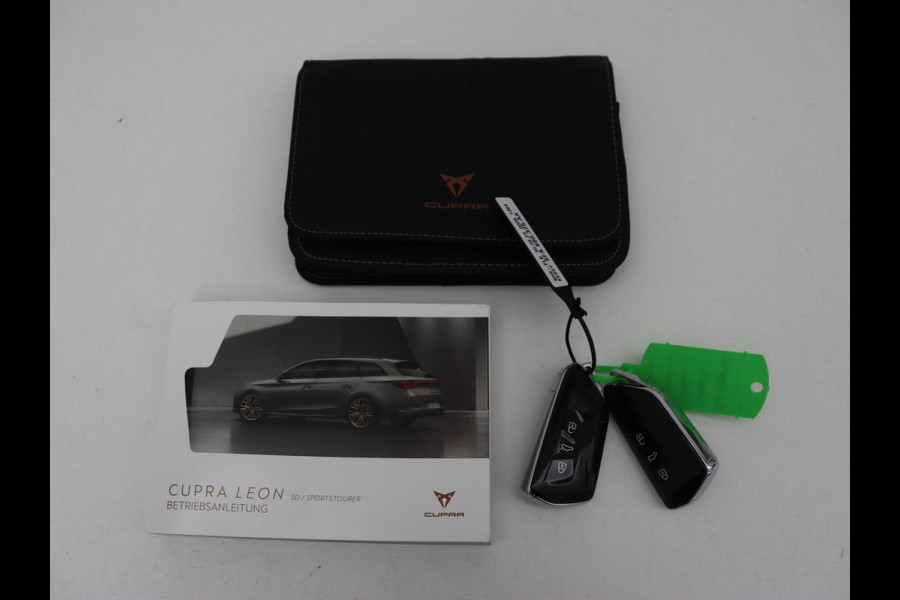 CUPRA Leon 2.0 TSI Cup 4-DRIVE | 310pk | Trekhaak | Stoel & stuurverwarming | Carplay | Leder | Adaptive cruise | 19'' | CUP Sportstoelen | Navigatie | Full LED | Beats Pack | Keyless | Sfeerverlichting