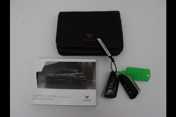 CUPRA Leon 2.0 TSI Cup 4-DRIVE | 310pk | Trekhaak | Stoel & stuurverwarming | Carplay | Leder | Adaptive cruise | 19'' | CUP Sportstoelen | Navigatie | Full LED | Beats Pack | Keyless | Sfeerverlichting