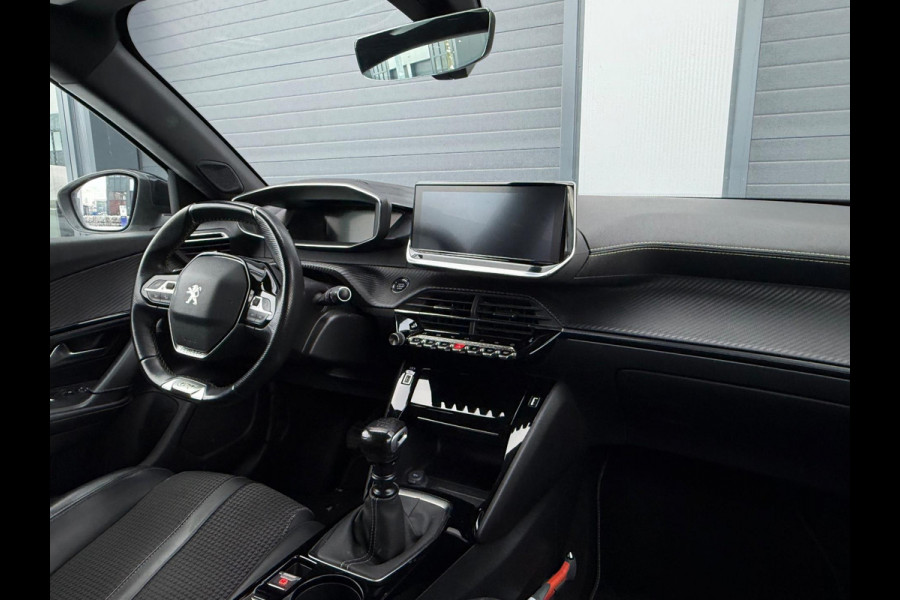 Peugeot 2008 1.2 PureTech GT-Line / 2020 / CAM / 3D COCKPIT
