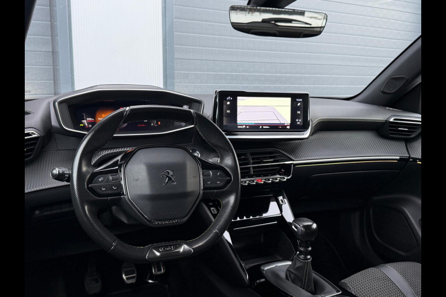 Peugeot 2008 1.2 PureTech GT-Line / 2020 / CAM / 3D COCKPIT