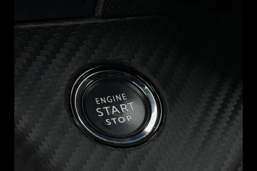 Peugeot 2008 1.2 PureTech GT-Line / 2020 / CAM / 3D COCKPIT