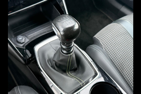 Peugeot 2008 1.2 PureTech GT-Line / 2020 / CAM / 3D COCKPIT