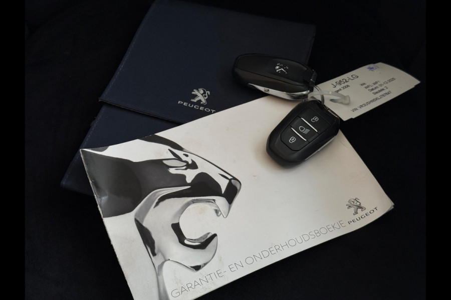 Peugeot 2008 1.2 PureTech GT-Line / 2020 / CAM / 3D COCKPIT