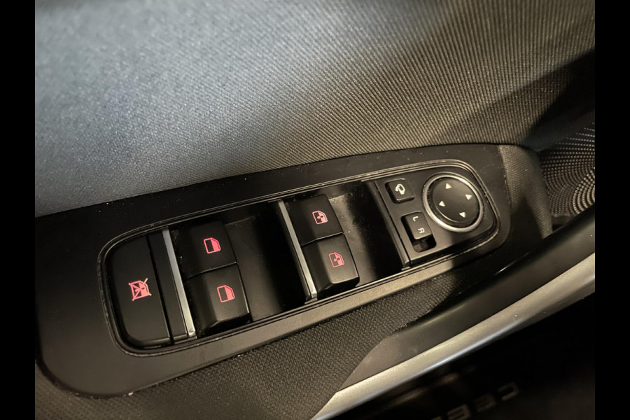 Kia Ceed Sportswagon 1.0 T-GDi 120pk DynamicLine | Climate Control | Navigatie | Apple Carplay/Android Auto | Cruise Control | Full LED | PDC VA | Camera | 16" Lichtmetalen Velgen