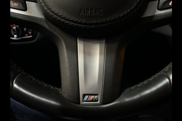 BMW 5 Serie Touring 520i Sport Line M Garantie Pano Memory StoelVentilatie StoelVW Elek Stuur Elek Achterklep Navi Cruise Rijklaar