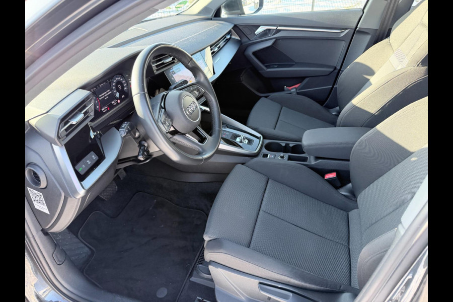 Audi A3 Sportback 30 TFSI Advanced edition | Sport Stoelen | Carplay | PDC | 1e Eigenaar