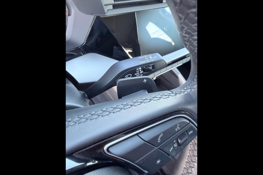 Audi A3 Sportback 30 TFSI Advanced edition | Sport Stoelen | Carplay | PDC | 1e Eigenaar