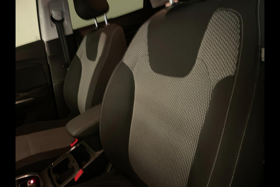 Opel Grandland X 1.2 Turbo Edition 2020 AIRCO NAVI CRUISE BLUETOOTH VELGEN PRIVACYGLAS NIEUWSTAAT