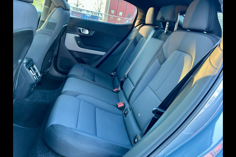 Polestar 2 Long Range Dual Motor Launch Edition 78kWh 93% SOH Pano AWD Thunder Grey NL-Auto 1e EIG Rijklaarprijs!