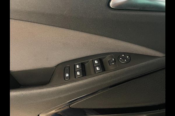 Opel Crossland X 1.2 120 Jaar Edition AIRCO NAVI VIA APP ELEK RAMEN CENT VERG VELGEN PRIVACYGLAS ZEER NETTE AUTO