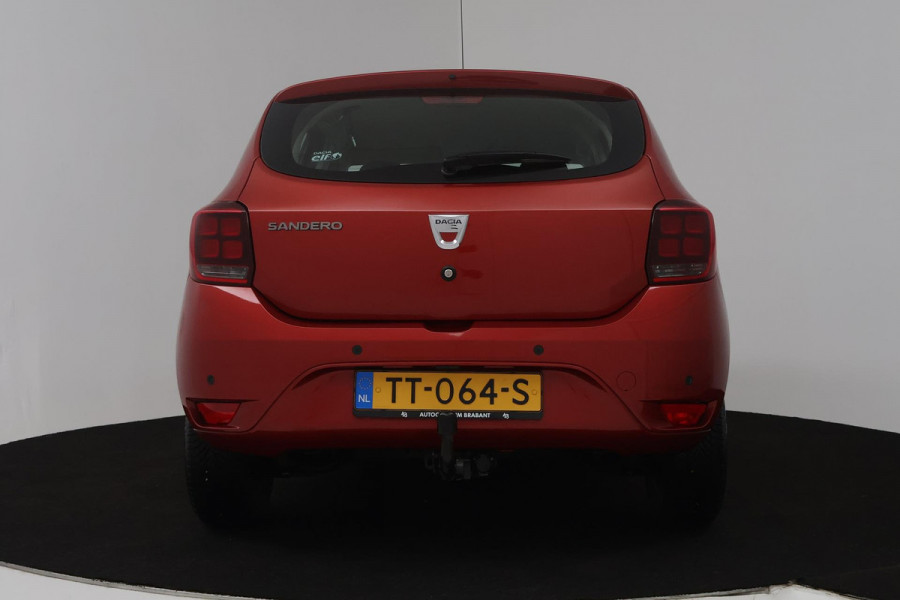 Dacia Sandero 0.9 TCe Laureate (TREKHAAK, PARKEERSENSOREN, AIRCO, RADIO)
