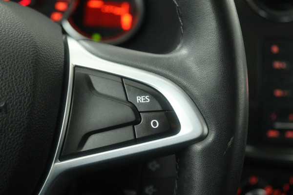 Dacia Sandero 0.9 TCe Laureate (TREKHAAK, PARKEERSENSOREN, AIRCO, RADIO)