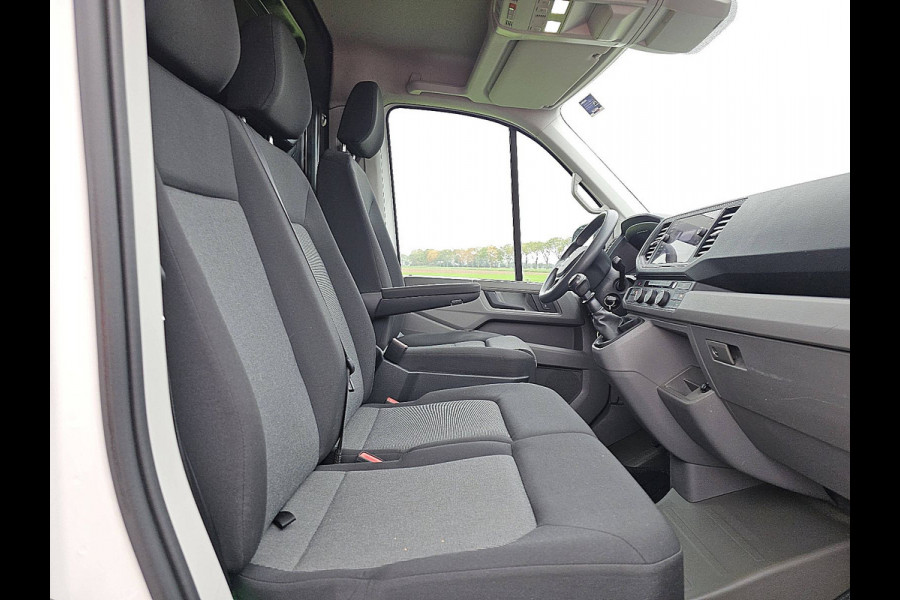 Volkswagen Crafter 35 2.0 TDI L3H2 Navi Apple Carplay Airco 3 Zits MF-Stuur PDC Euro6 140 PK!