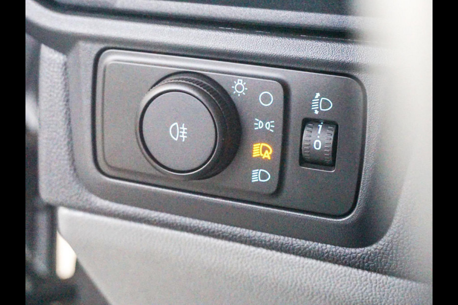 Ford Transit Custom 300 2.0 TDCI L2H1 Trend Nieuw Model Automaat Airco Navi Cruise Navi Trekhaak