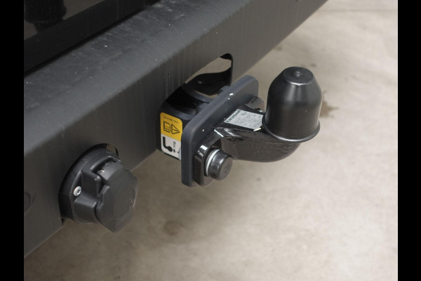 Ford Transit Custom 300 2.0 TDCI L2H1 Trend Nieuw Model Automaat Airco Navi Cruise Navi Trekhaak