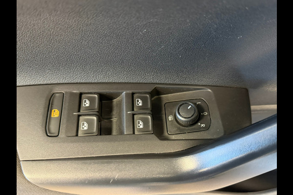 Volkswagen Polo 1.0 TSI Comfortline Business DSG APPLE CARPLAY CRUISE CONTROL AIRCO USB START/STOP