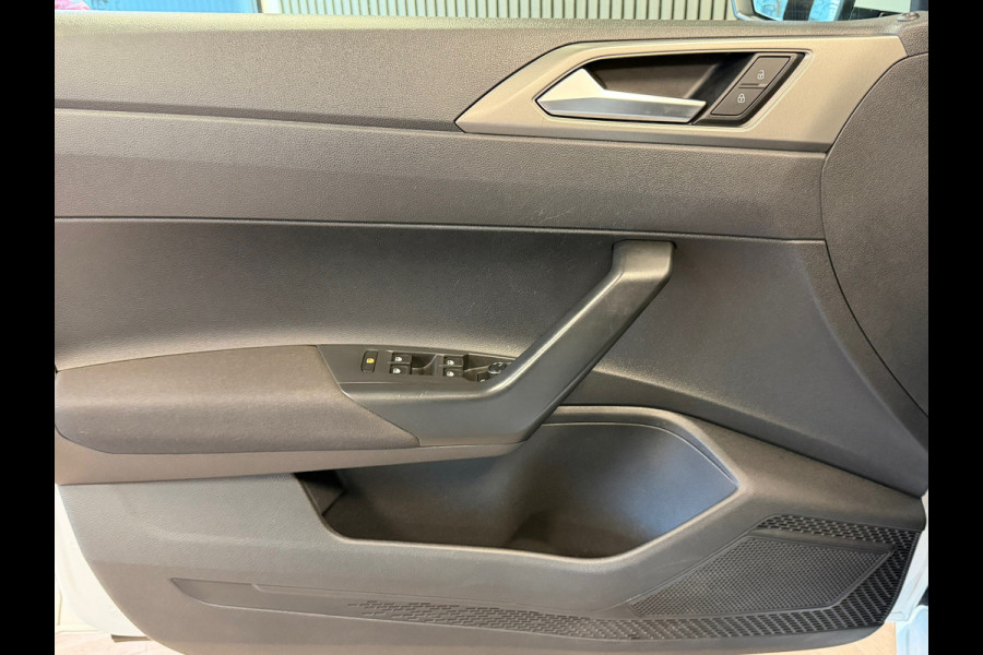 Volkswagen Polo 1.0 TSI Comfortline Business DSG APPLE CARPLAY CRUISE CONTROL AIRCO USB START/STOP