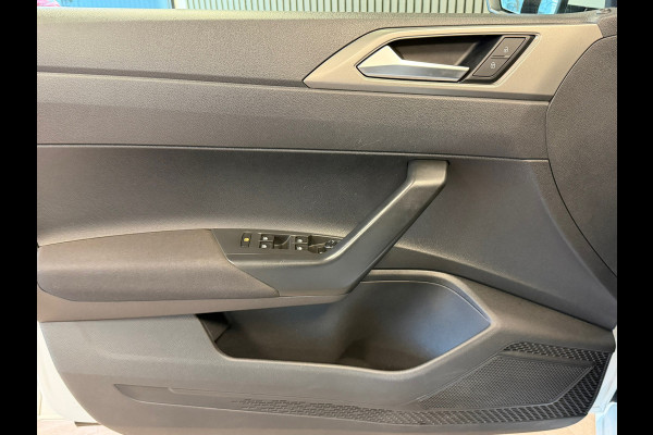 Volkswagen Polo 1.0 TSI Comfortline Business DSG APPLE CARPLAY CRUISE CONTROL AIRCO USB START/STOP