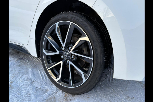 Toyota Corolla 1.8 Hybrid Sport 6-12 M GARANTIE