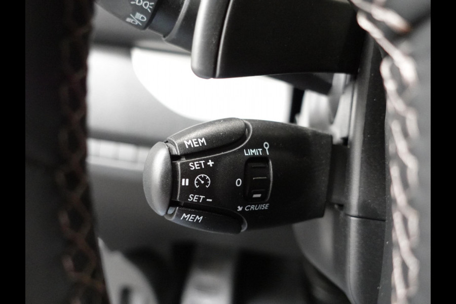 Opel Vivaro 1.5 CDTI L3H1 Edition Dubbele Cabine 144PK Automaat Airco Navigatie Bluetooth Trekhaak