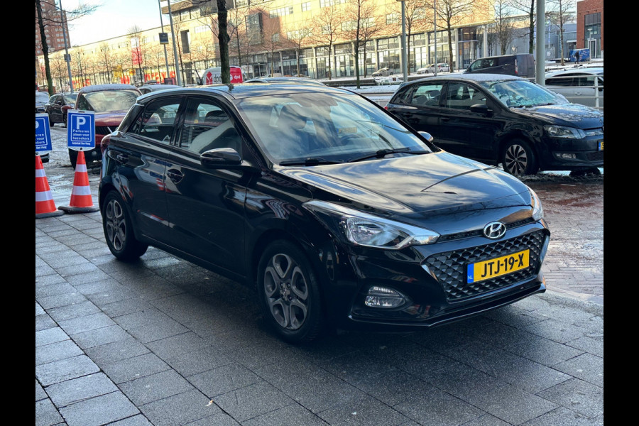 Hyundai i20 1.0 T-GDI Premium Aut Airco Stoel/Stuurverwarming PDC