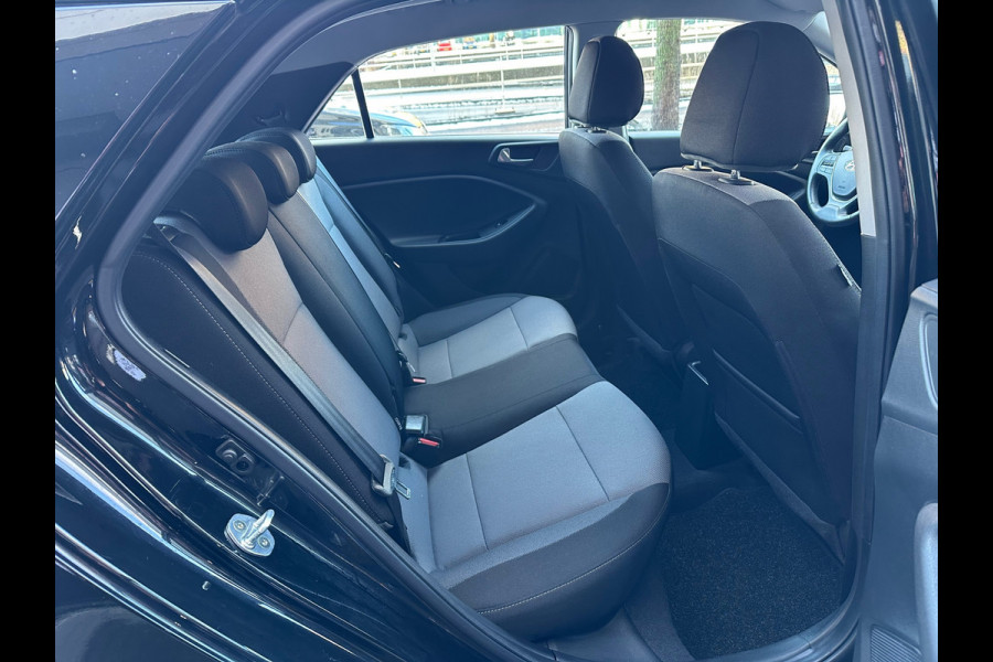 Hyundai i20 1.0 T-GDI Premium Aut Airco Stoel/Stuurverwarming PDC