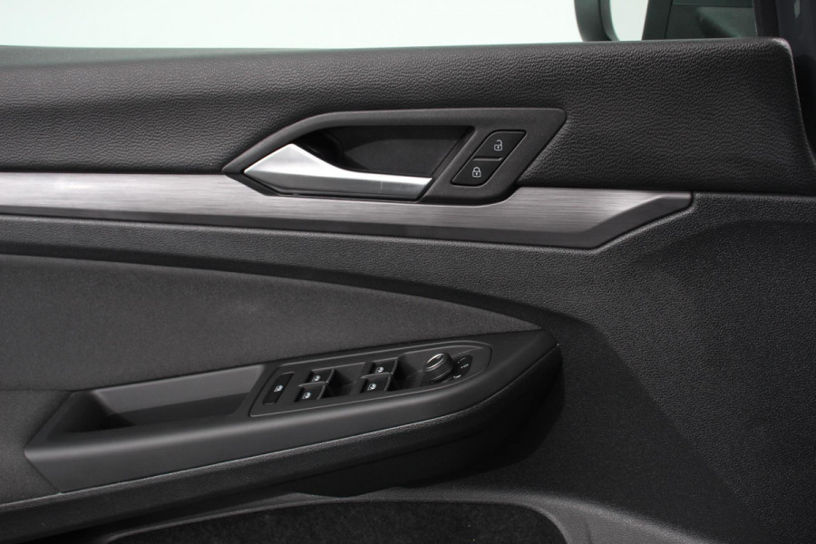 Volkswagen Golf 1.5 eTSI DSG Style 150Pk | Panoramadak | Navigatie | Digitale Cockpit | Adaptive Cruise Control | Lane/Side/Travel Assist | LED Matrix | Camera |