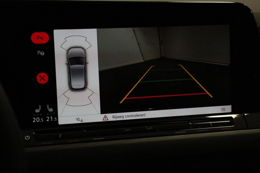 Volkswagen Golf 1.5 eTSI DSG Style 150Pk | Panoramadak | Navigatie | Digitale Cockpit | Adaptive Cruise Control | Lane/Side/Travel Assist | LED Matrix | Camera |