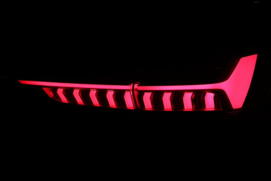 Audi A6 Avant 45 TFSI 3x S Line Competition / PANO / ACC / B&O / CAMERA / KEYLESS / STUUR+STOELVERW