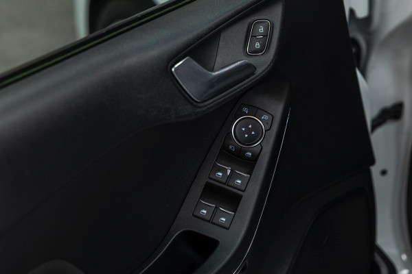 Ford Fiesta 1.5 EcoBoost ST-3 Full|Pano|Cruise|Navi