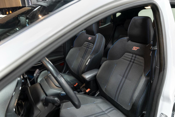 Ford Fiesta 1.5 EcoBoost ST-3 Full|Pano|Cruise|Navi