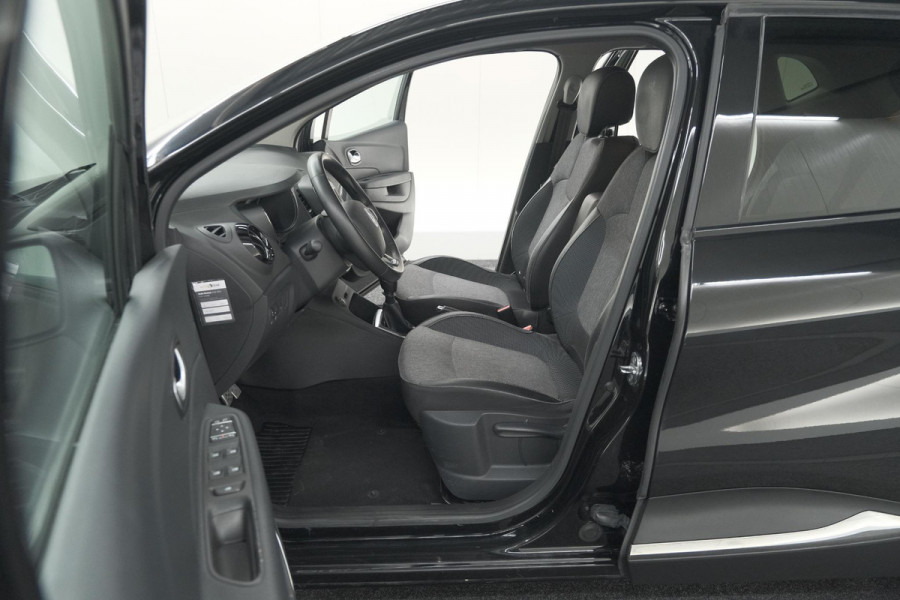 Renault Captur TCe 130 Intens | Camera | Navigatie | Parkeersensoren | Climate Control