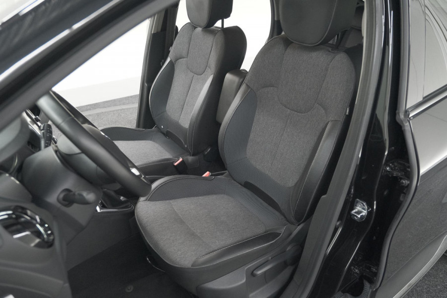 Renault Captur TCe 130 Intens | Camera | Navigatie | Parkeersensoren | Climate Control