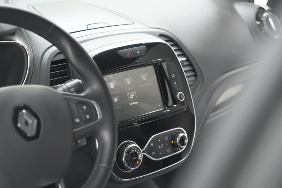 Renault Captur TCe 130 Intens | Camera | Navigatie | Parkeersensoren | Climate Control