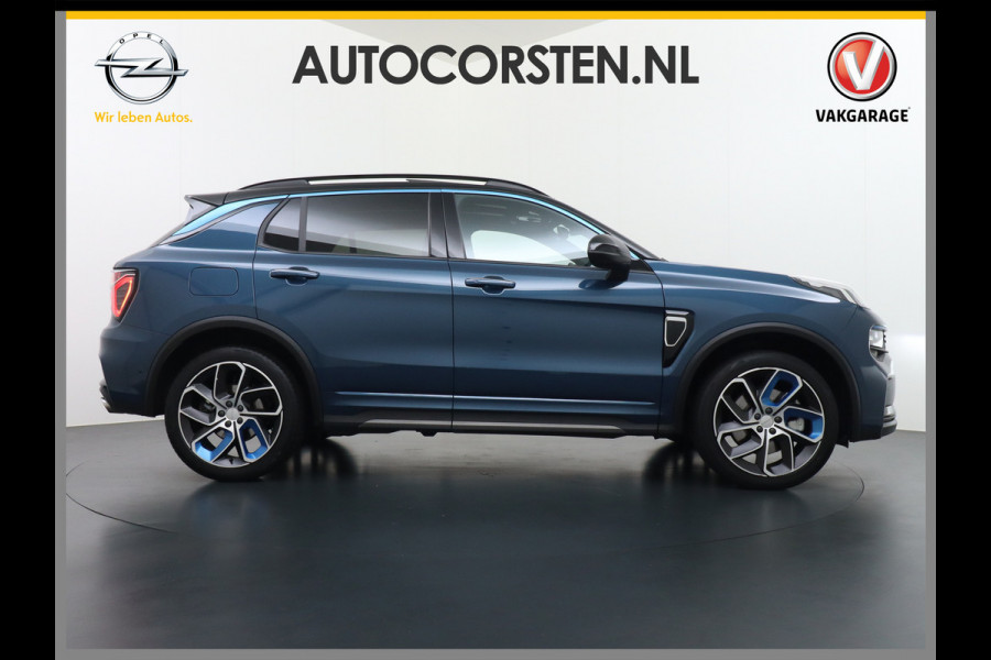 Lynk & Co 01 1.5 PHEV AUT-7 261pk Pano-Schuifdak Lmv 20" 360°Camera Zwarte hemel bekleding Apple Carplay Android Auto Adap.Cruise Navi Pdc Ec Elek.Memory.Stoel File assistent Dodehoek detector Elektrisch bedienbare achterklep Rijstrooksensor Wifi Verkeersbord detectie 425Nm koppel 3,7kw laadvermogen €44.880 Nieuwprijs 1e Eigenaar Origineel NLse auto!