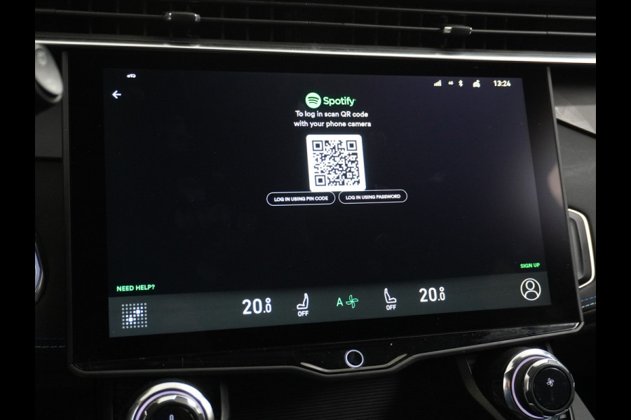 Lynk & Co 01 1.5 PHEV AUT-7 261pk Pano-Schuifdak Lmv 20" 360°Camera Zwarte hemel bekleding Apple Carplay Android Auto Adap.Cruise Navi Pdc Ec Elek.Memory.Stoel File assistent Dodehoek detector Elektrisch bedienbare achterklep Rijstrooksensor Wifi Verkeersbord detectie 425Nm koppel 3,7kw laadvermogen €44.880 Nieuwprijs 1e Eigenaar Origineel NLse auto!