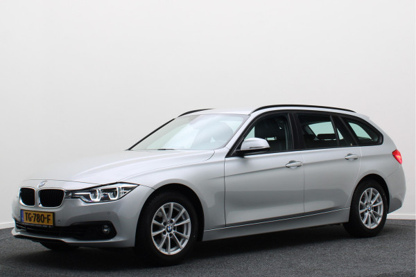 BMW 3 Serie Touring 318i High Executive Automaat LED, Navigatie, Leer, Climate, Cruise, PDC, Bluetooth, Elektr. Pakket, 16''